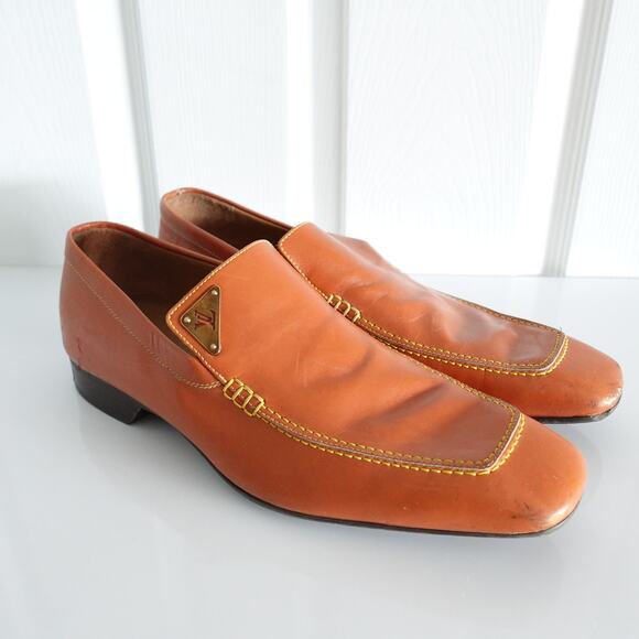 Louis Vuitton Tan Brown Orange Leather LV Gold Plaque Logo Square Toe Loafers - Picture 1 of 16